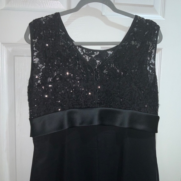 Tahari ASL fit & flare black cocktail dress Sz 12 satin waist sequin lace - Picture 5 of 8
